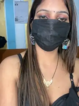 CUTI-NAINA live sex cam