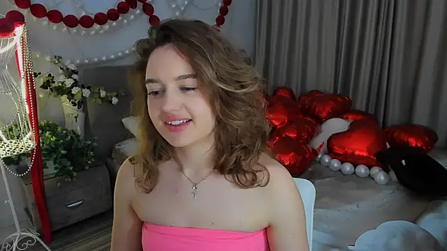 MiracleCurly live sex cam