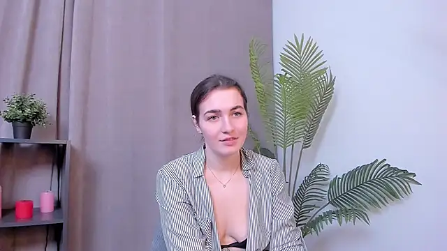 ShalaBethay's cam snapshot