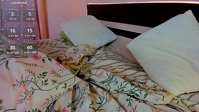 lexxxxxxi live sex cam