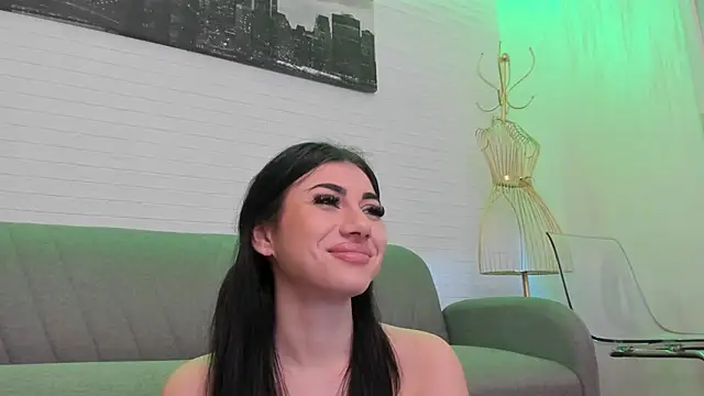 Kira_West's cam snapshot