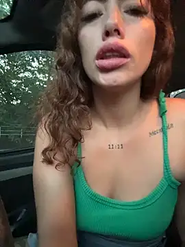 roxyrougee live sex cam