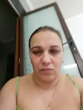 PalomaDesireee live sex cam