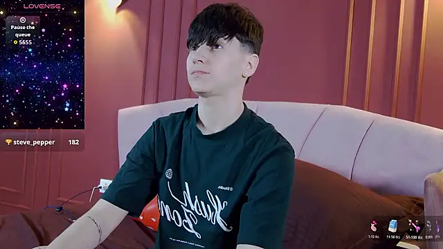 ravenryx's cam snapshot