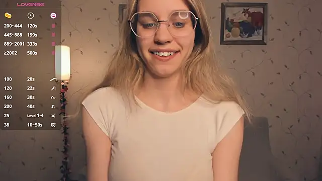 JoanBaggott live sex cam