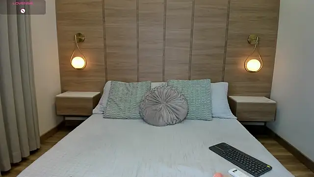 Alessia_Gold's cam snapshot