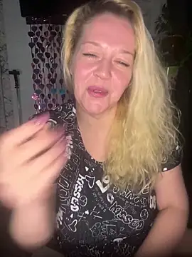 JenniferCarmen's cam snapshot