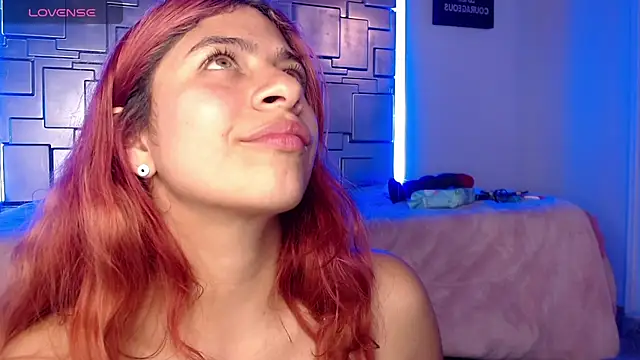 lunabloom2's cam snapshot