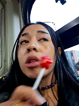 Zafiro_glow live sex cam