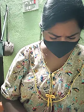 Liyaa_24's cam snapshot