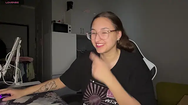 YettaUrive's cam snapshot