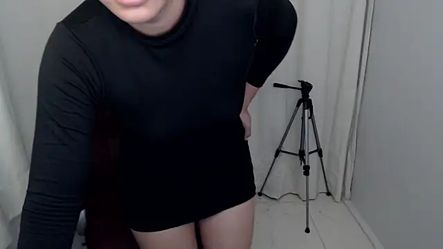 MiaAllure's cam snapshot