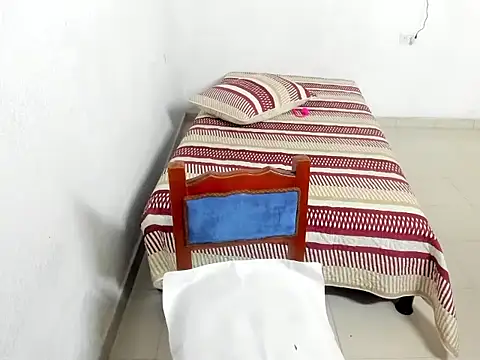 SWEETMILF_HOT's cam snapshot