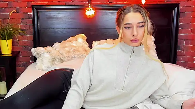 ChristynaRoss live sex cam