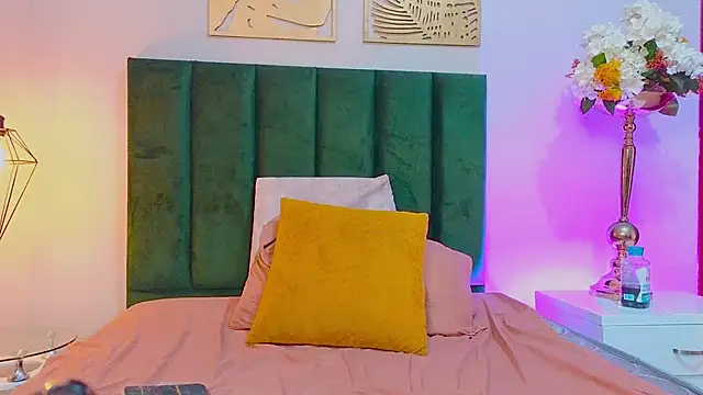 AylaStone's cam snapshot