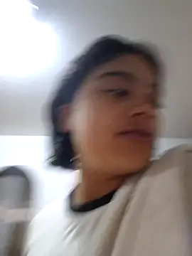 littlemelii's cam snapshot