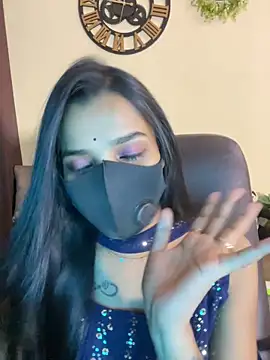 its_ur_flora's cam snapshot