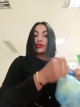 ValeriaVilla2's cam snapshot