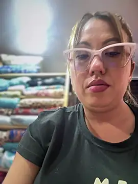 VIOLETA-25_'s cam snapshot