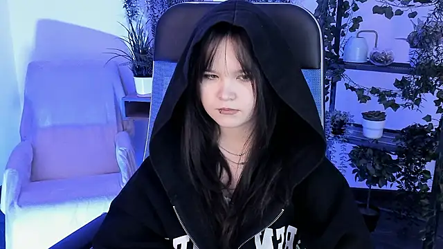 Elainebeness's cam snapshot