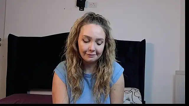 AnnaMaee's cam snapshot