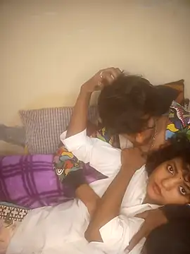 Freakingromance's cam snapshot