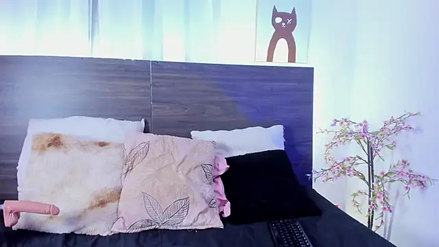 Brianna_Maya's cam snapshot