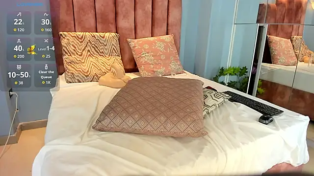 lou_rosse_ live sex cam