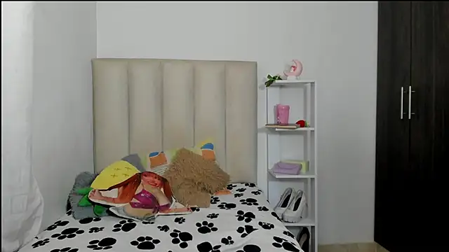 ImEmily__'s cam snapshot