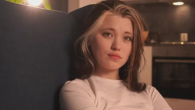 EleniRoeber live sex cam