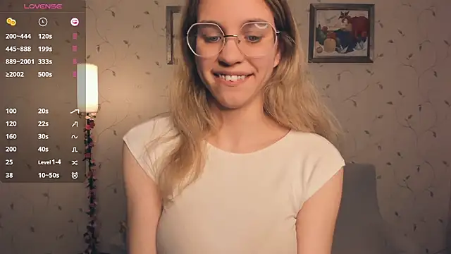 JoanBaggott live sex cam