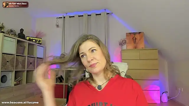 ilucyme live sex cam