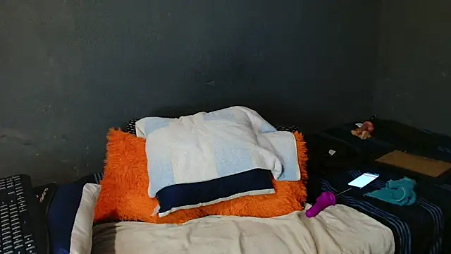 SweetSlender01's cam snapshot