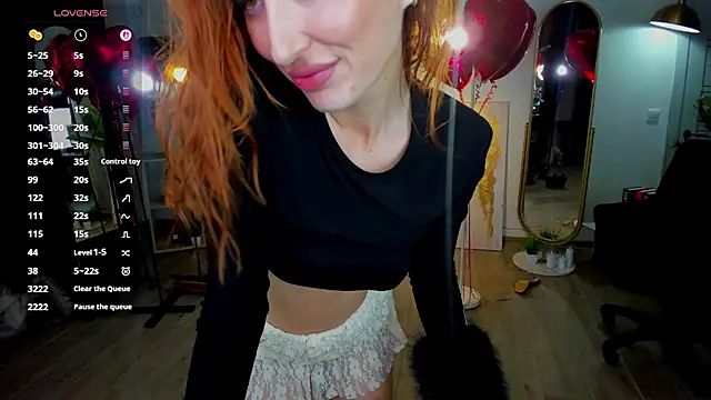 OmeliaDior live sex cam