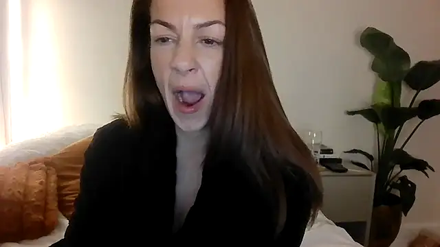 Edenfox-'s cam snapshot