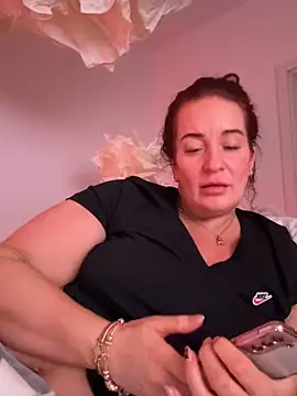 Engel_babe's cam snapshot