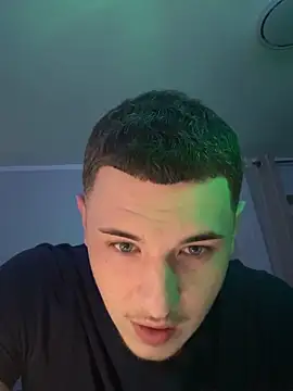 Channingboy live sex cam