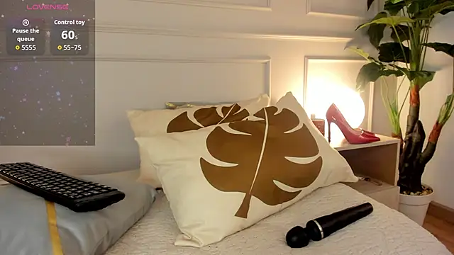 ZoeBm__'s cam snapshot