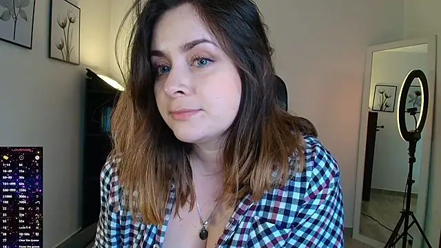 miss_seline's cam snapshot