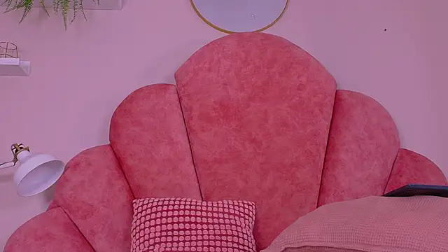 TiffValentinee_ live sex cam