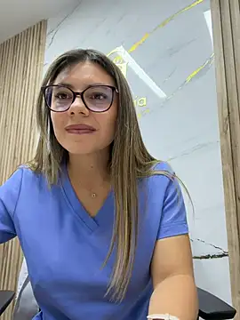 alicee16 live sex cam