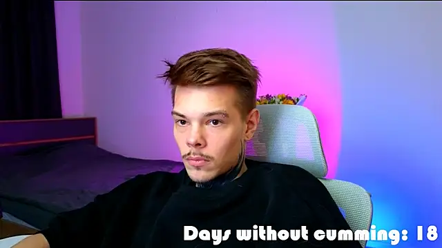 DENIS_HERE's cam snapshot