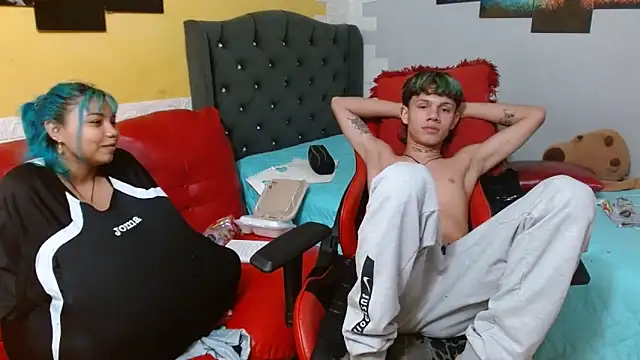 andy_dan18's cam snapshot