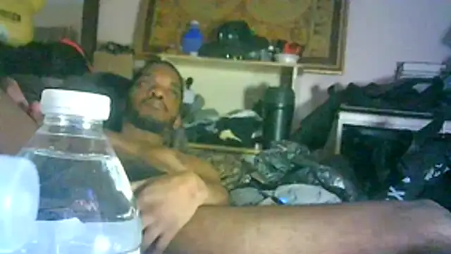 ON3YOULLN3VER_FIR3's cam snapshot