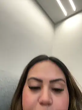 lariic's cam snapshot