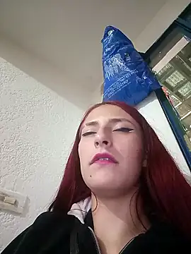 im_scarlett18x's cam snapshot