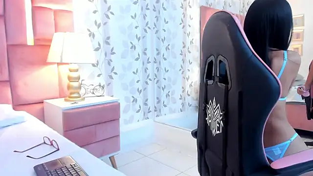 ZoeKitten's cam snapshot