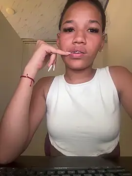 xime1718's cam snapshot