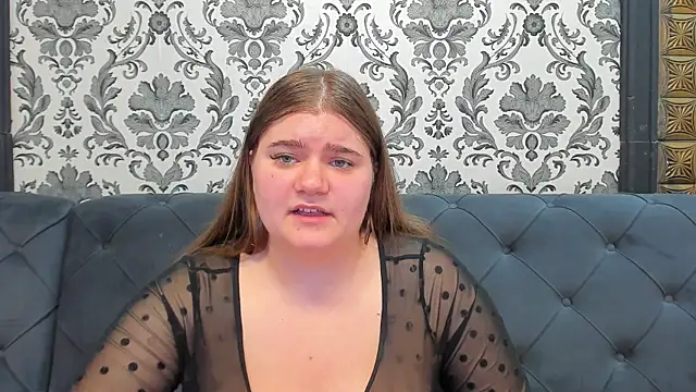 LissaBigTitts's cam snapshot