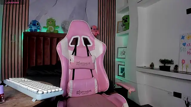 Imtokio_'s cam snapshot